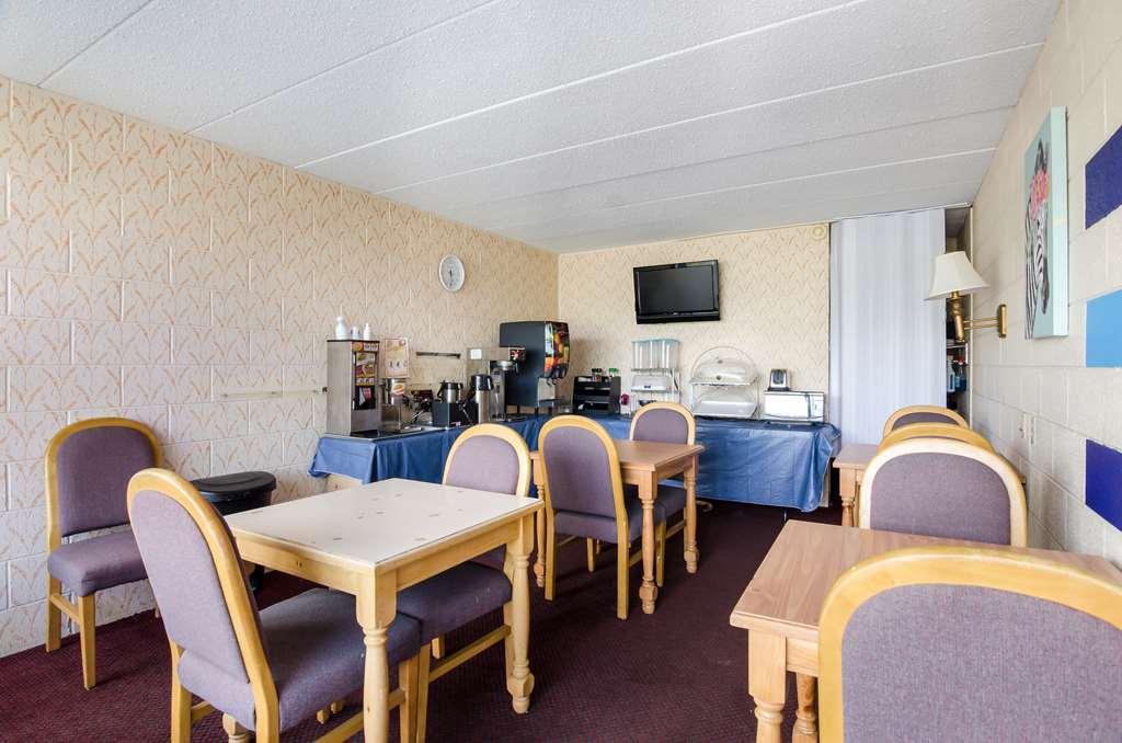 Americas Best Value Inn Wytheville Restaurant photo